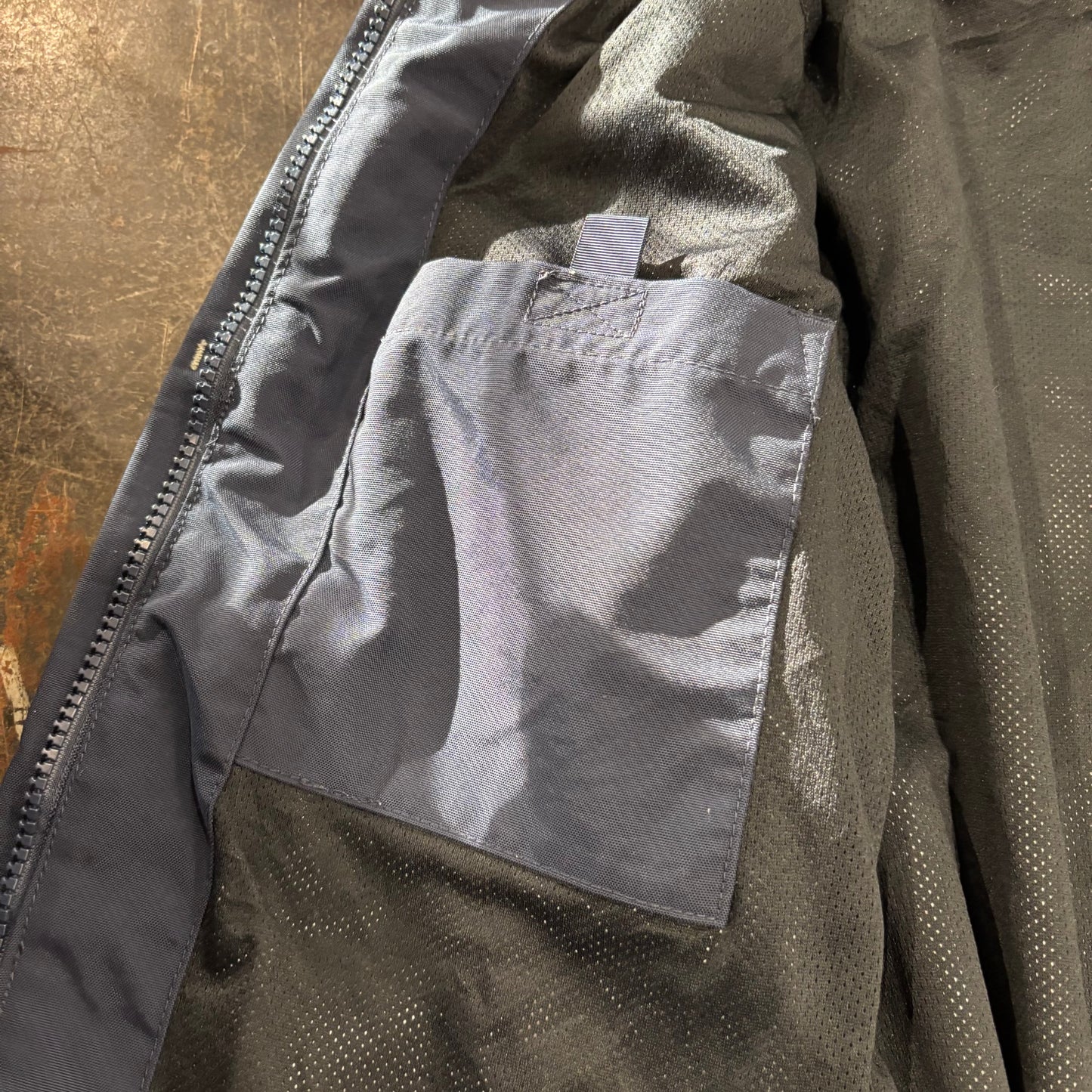 00's Carhartt STORM DEFENDER shell jacket ストームディフェンダー ジャケット (S)/A8131J-SO
