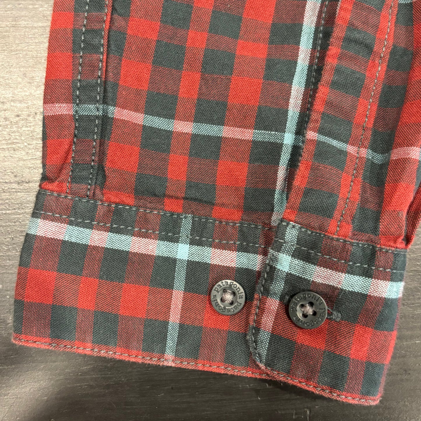 00's Patagonia パタゴニア ボタンダウンチェックシャツ 赤黒緑 (L)/A7919SH-SO