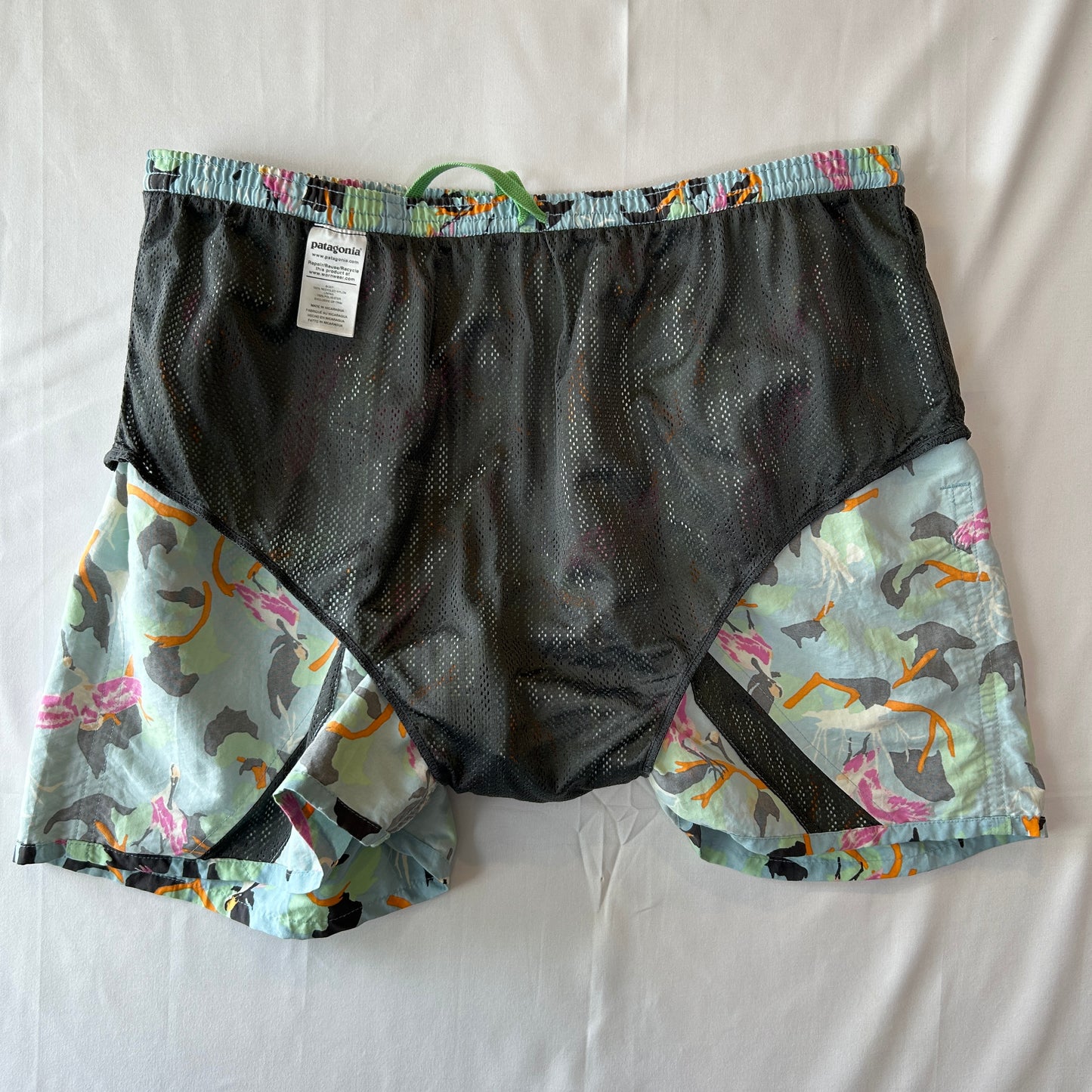 2020 Patagonia パタゴニア Baggies Shorts バギーズショーツ 5インチ SPBG ヘラサギ柄 (XL)/A4284P-SO