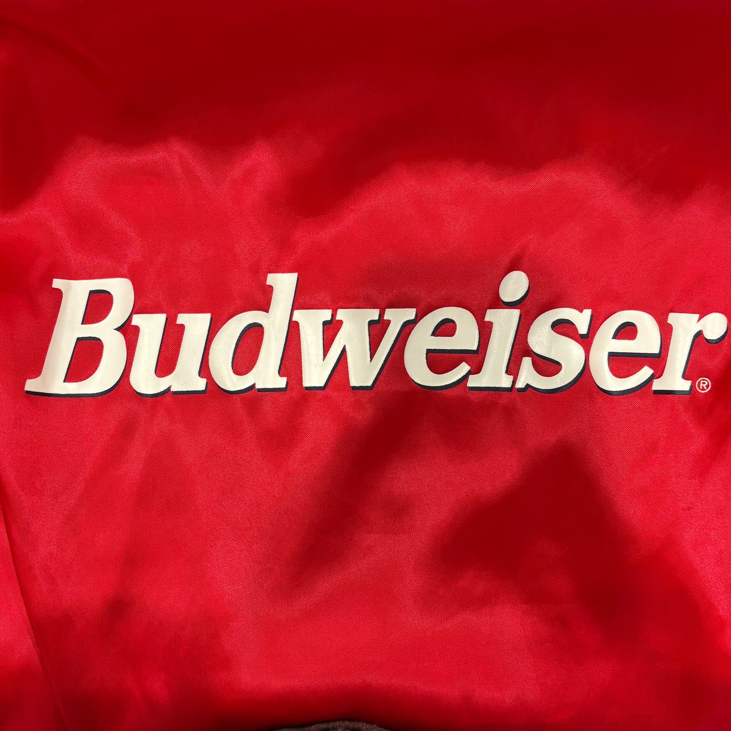 90's Bud "King of Beers" バドワイザー ナイロンジャケット 赤 (サイズ不明)/A6010J-SO