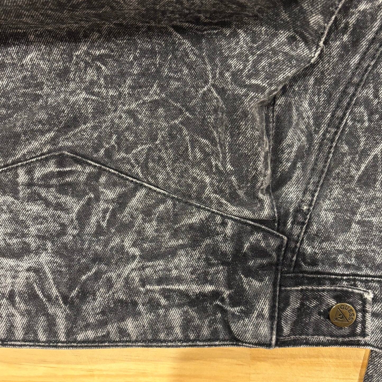00's Guess ウォッシュ加工 デニムジャケット 黒 (XL)/A8490J-SO