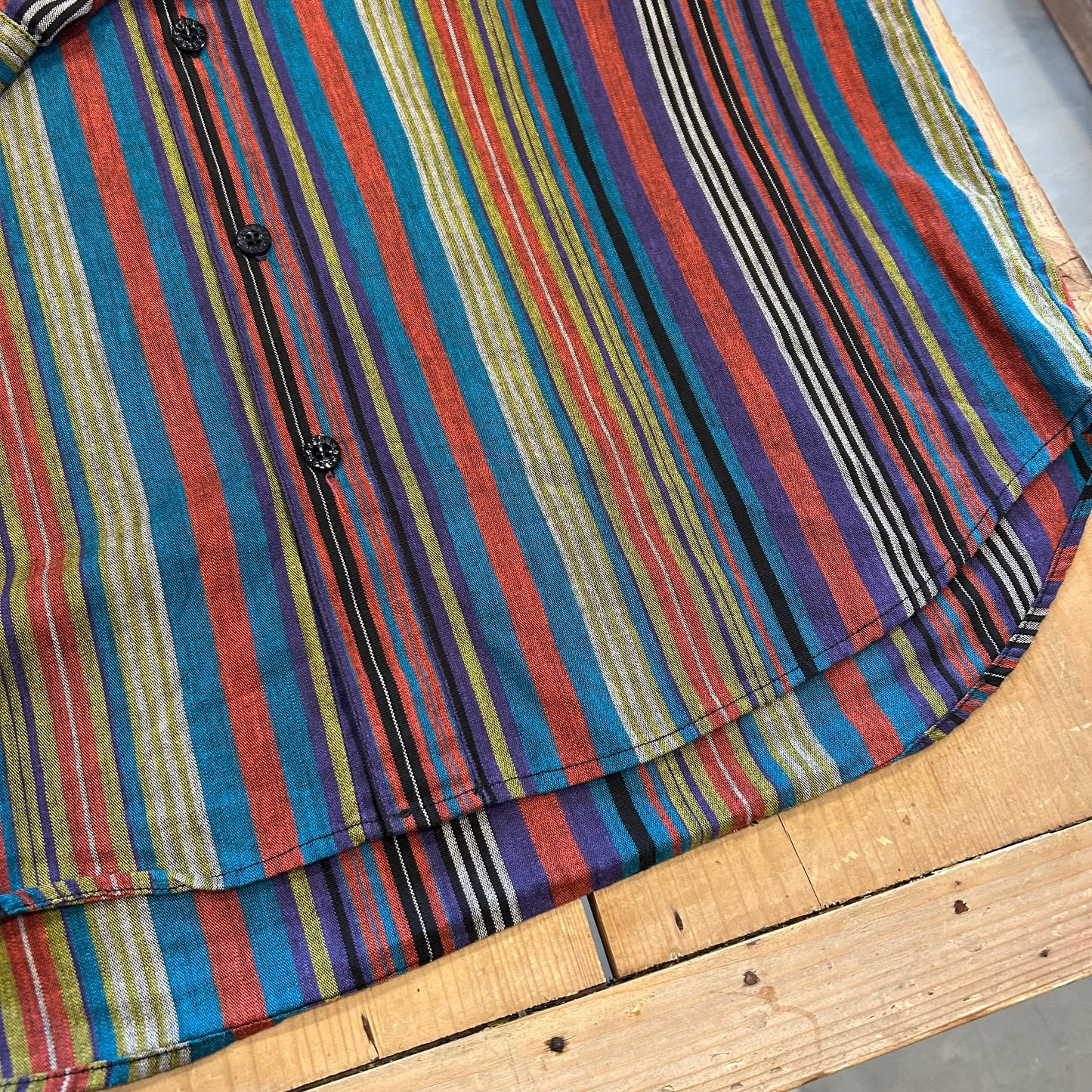 90's GUESS マルチストライプシャツ (L)/B0367SH-SO