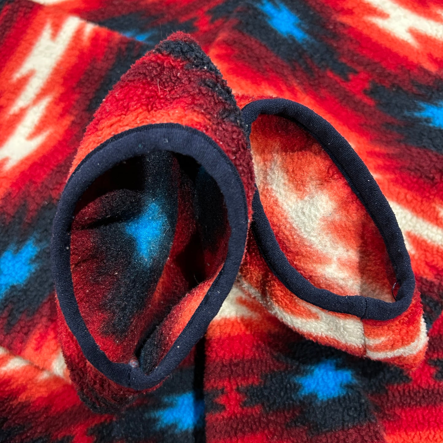 Patagonia パタゴニア スナップT ネイティブ柄 フリース 赤黒/A8756F-SO