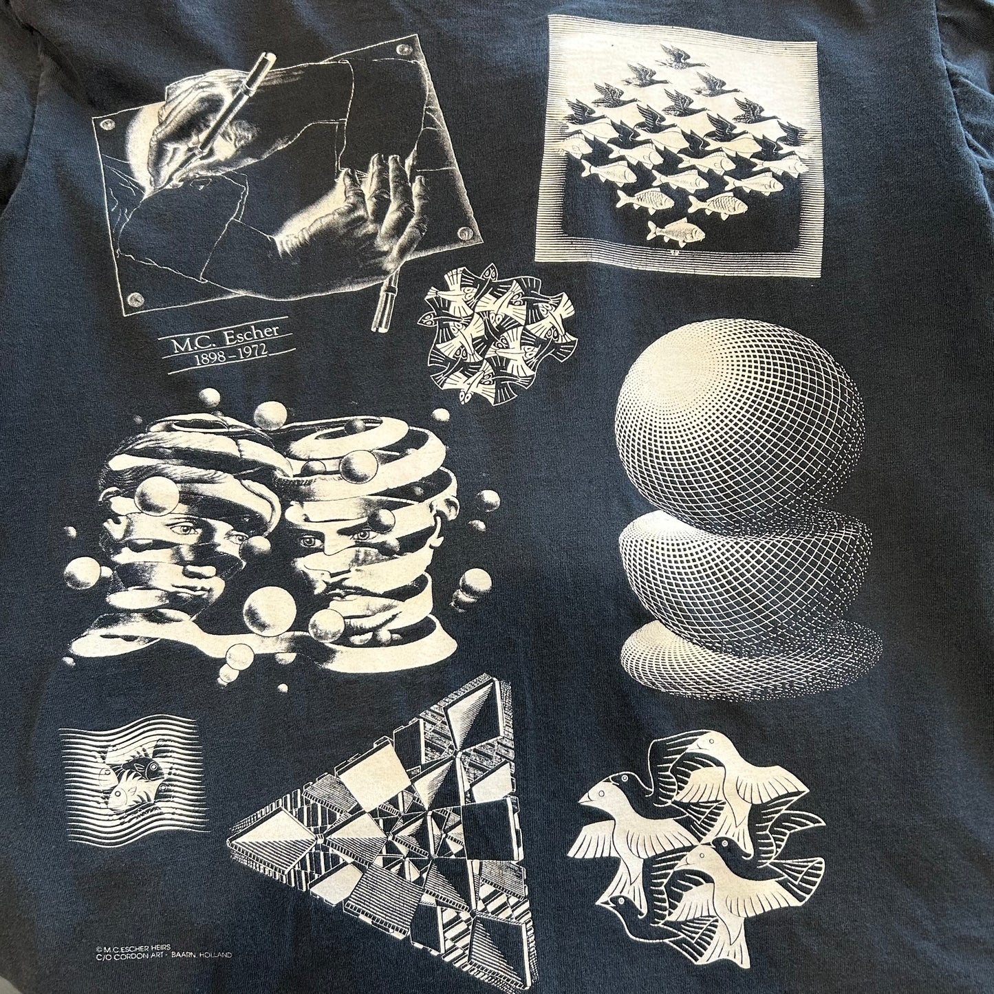 90's M.C.Escher エッシャー アートマルチプリントTシャツ ANDZIA 黒(L)/A7184T-SO