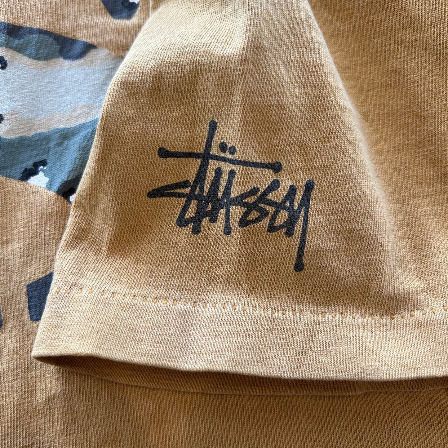 90's Stussy オールドステューシー カモフラ”S”ロゴTシャツ USA製 マスタード(M)/A7242T-SO