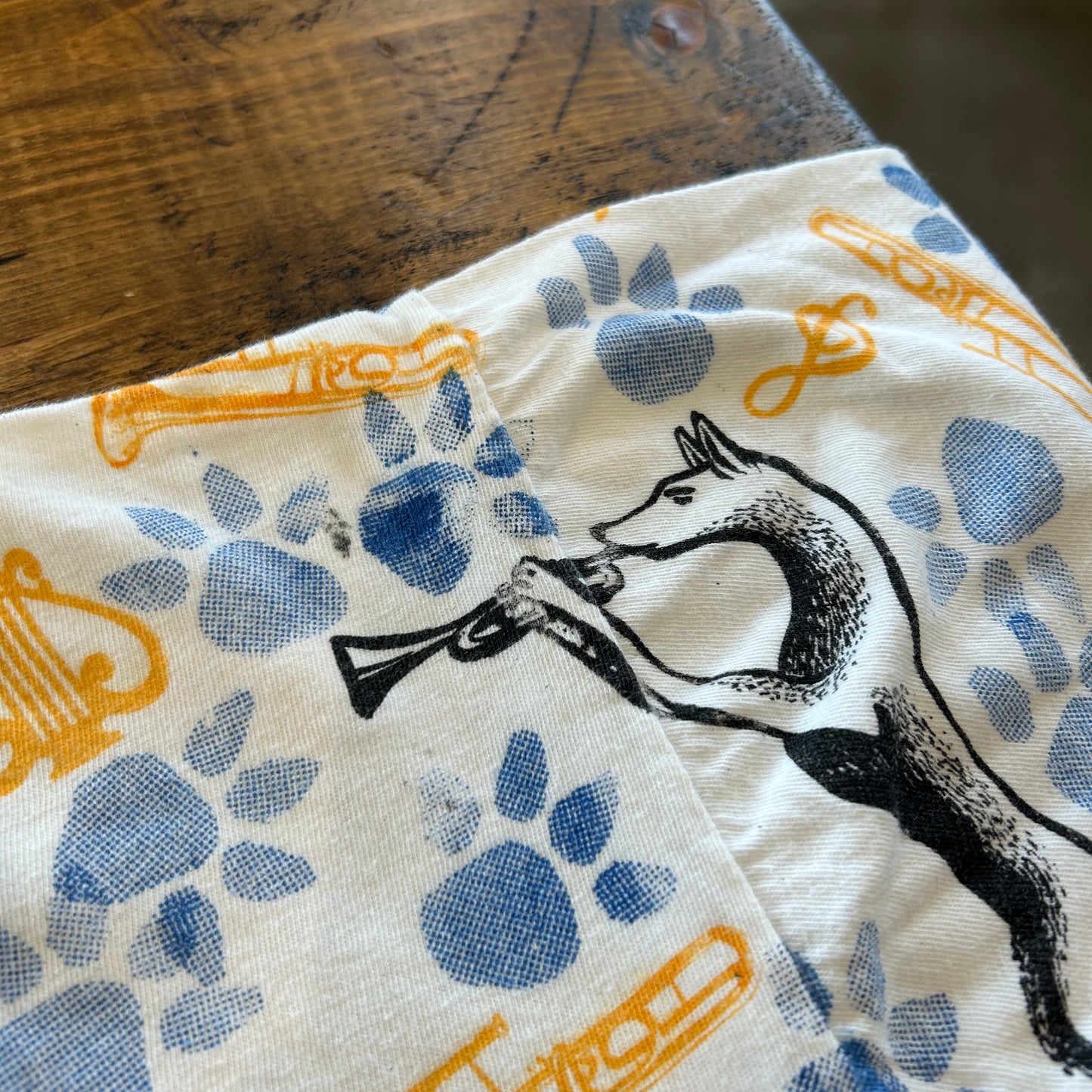 90's "JAZZ DOGS NEW ORLEANS" Tシャツ 総柄 ホワイト (XL)/A7558T-SO