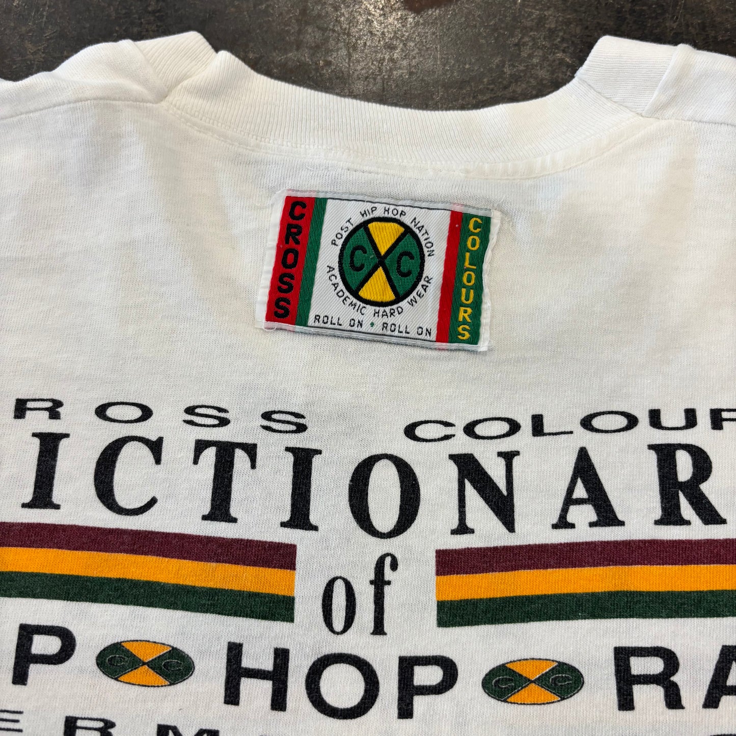 90's CROSS COLOURS クロスカラーズ プリントTシャツ 白 /A7302T-SO