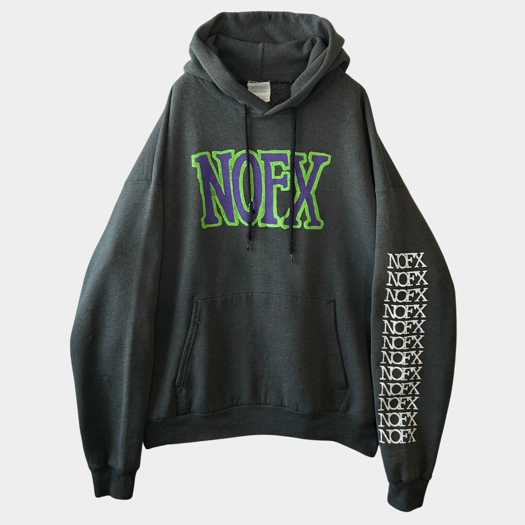 90's Hanes NOFX ノーエフエックス スウェットフーディー パーカー 袖プリント バンド 墨黒(XL)/A5805S-SO