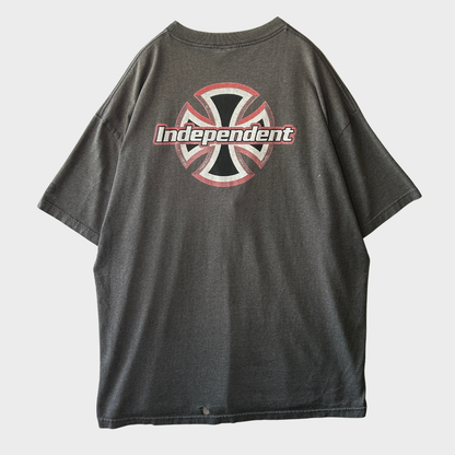00's Independent インディペンデント アイアンクロスTシャツ チャコールグレー /B3053T-SO