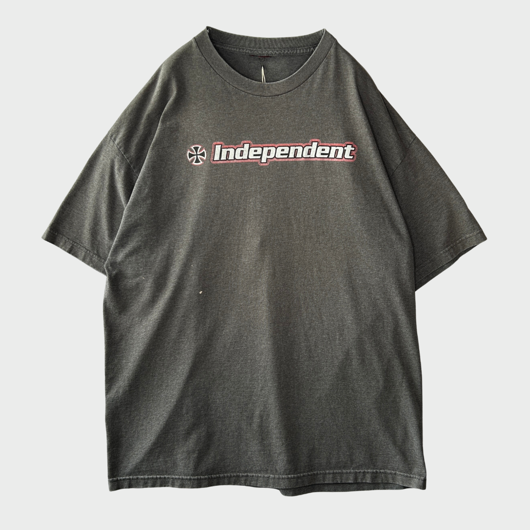 00's Independent アイアンクロス Tシャツ チャコールグレー (サイズ不明)/B3732T-SO