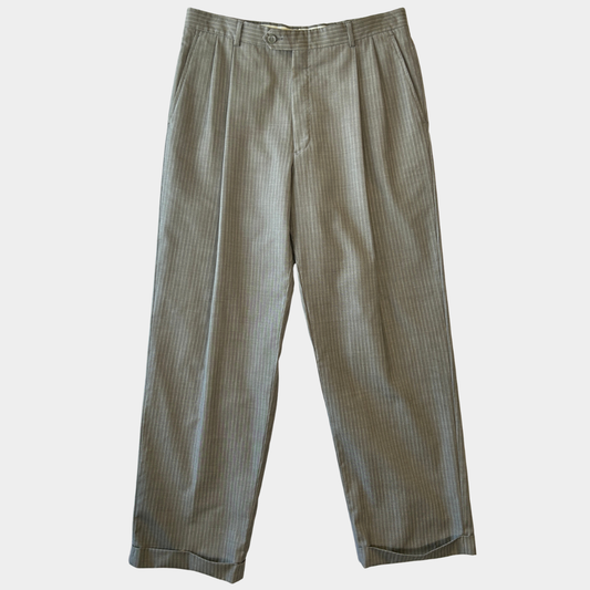 Hart Schaffner Marx ハート・シャフナー・マルクス ２タック ストライプスラックス グレー/B2424P-SO