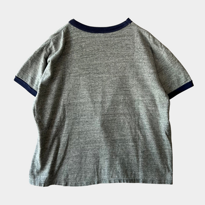 "FLOWING WELLS PHYS. ACT." カレッジ Tシャツ グレー (不明)/A7206