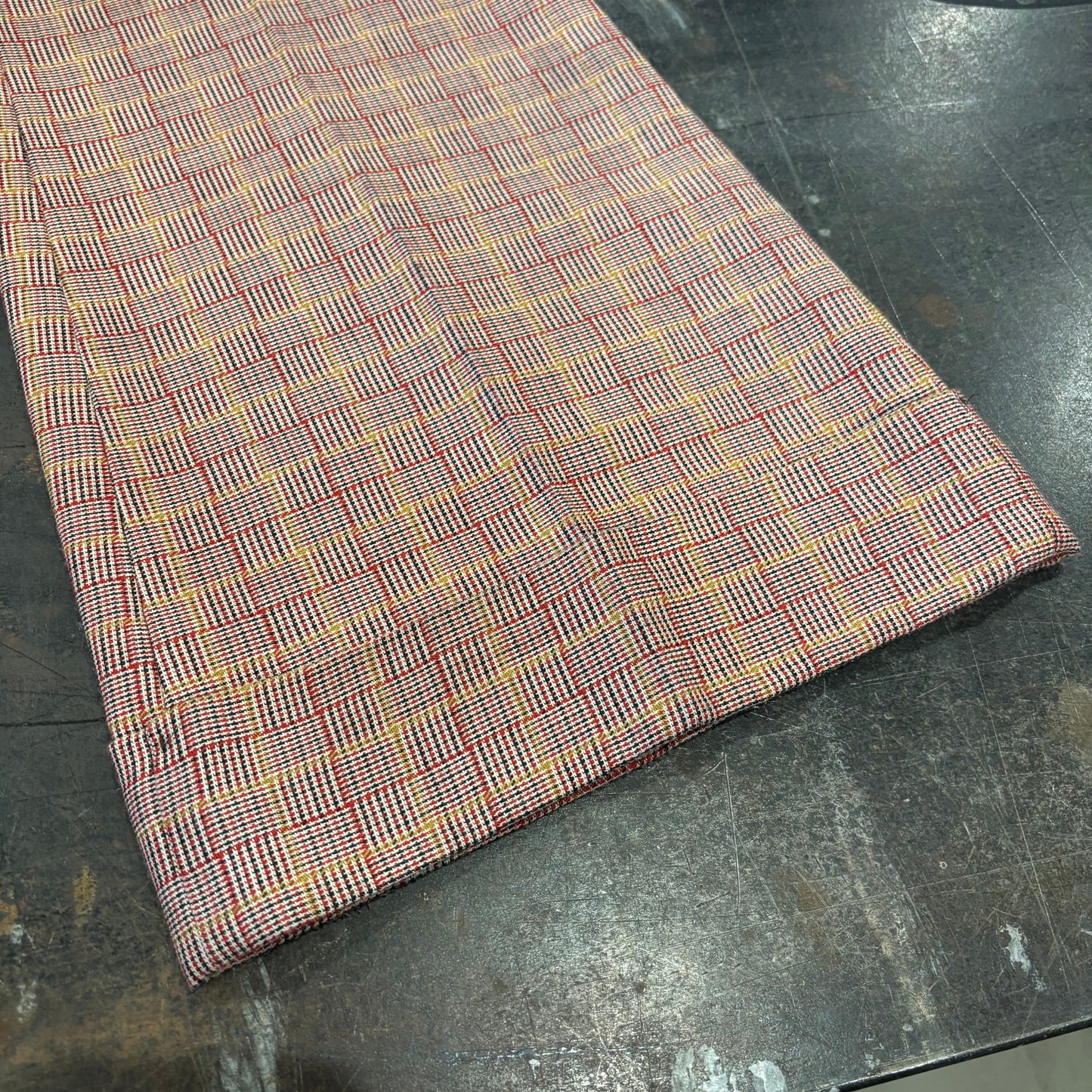 80's チェック柄 フレアスラックス ベルボトム  赤系 (サイズ不明) /B0393P-SO