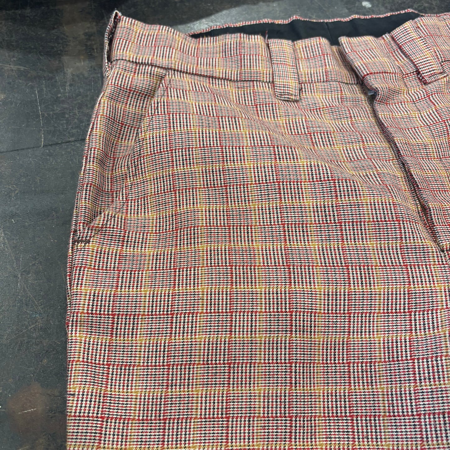 80's チェック柄 フレアスラックス ベルボトム  赤系 (サイズ不明) /B0393P-SO