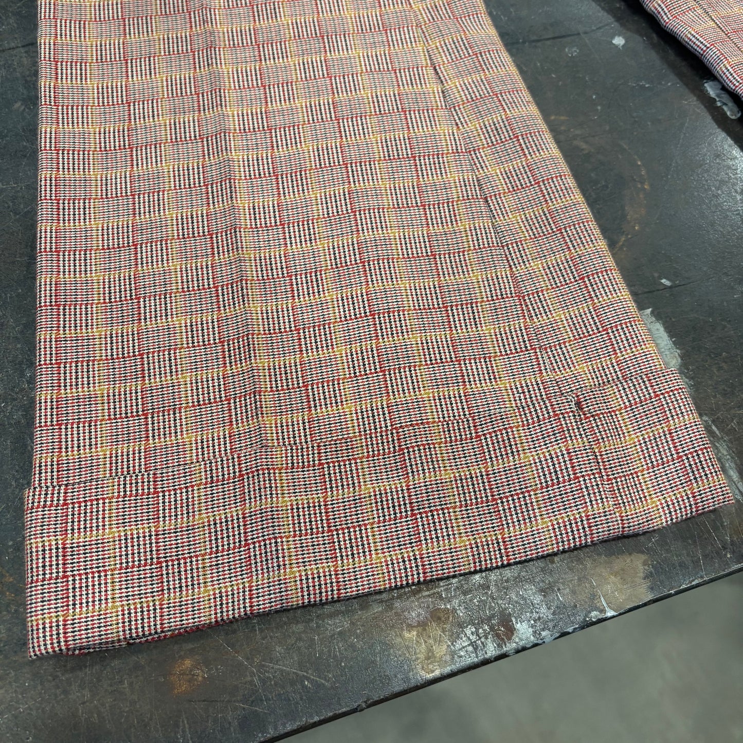 80's チェック柄 フレアスラックス ベルボトム  赤系 (サイズ不明) /B0393P-SO