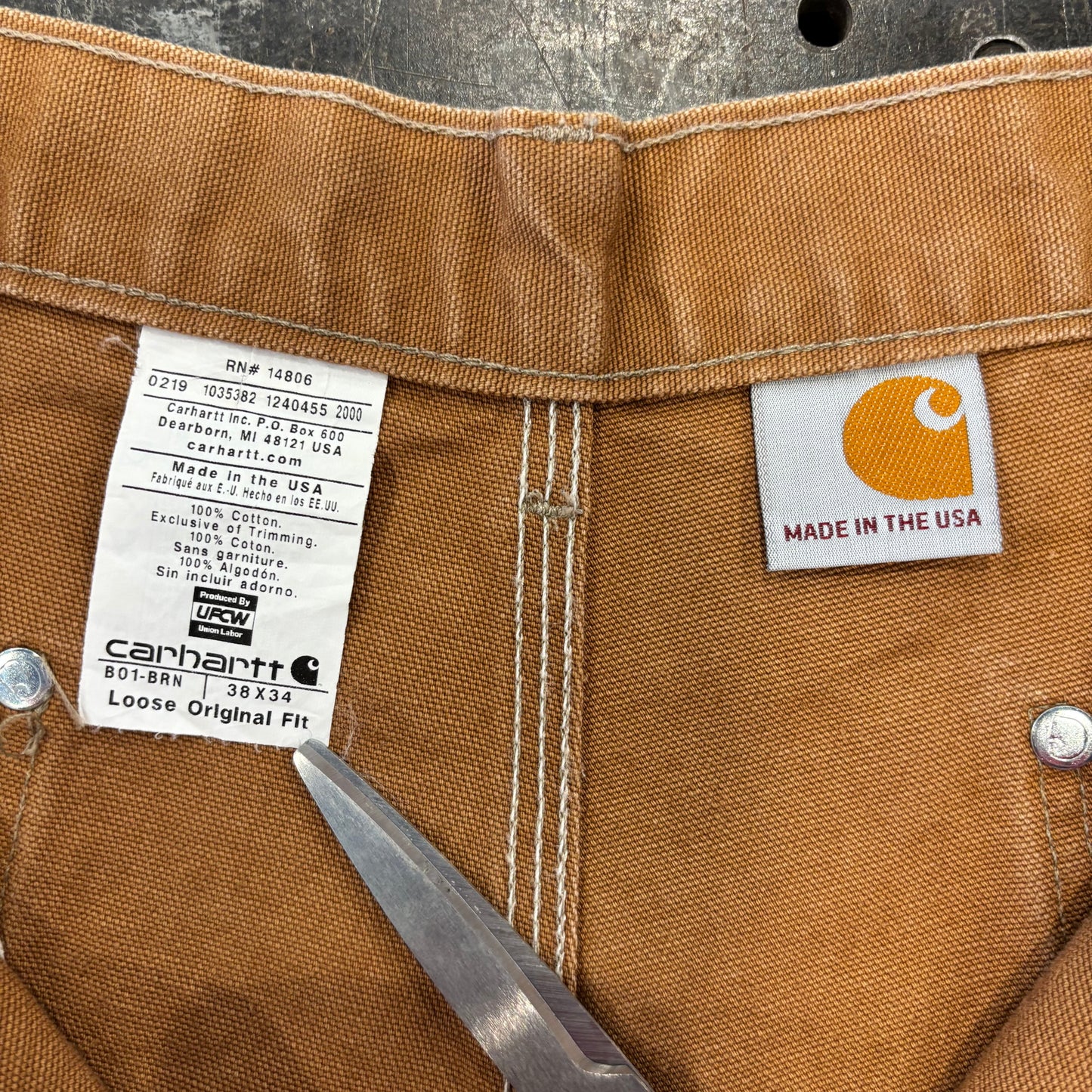 Carhartt ダブルニー BRN ブラウン(38×34)/C0454P-SO