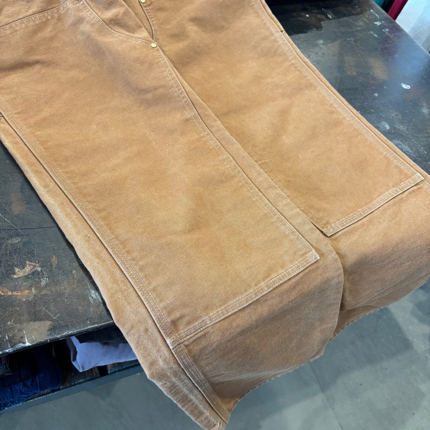 Carhartt ダブルニー BRN ブラウン(38×34)/C0454P-SO