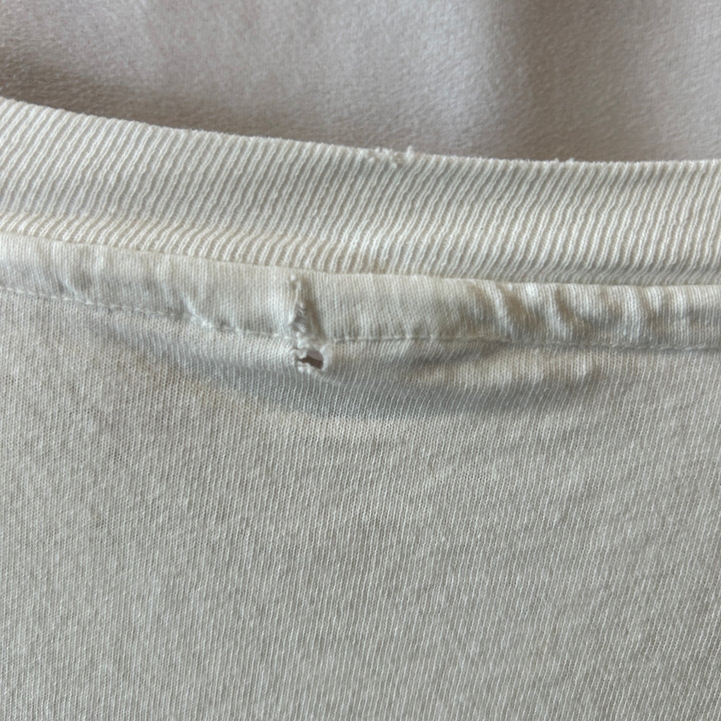 ９0's Fo'c'sle Bar トリックアート スーベニアTシャツ Hanes 白(XL)/C0918T-SO