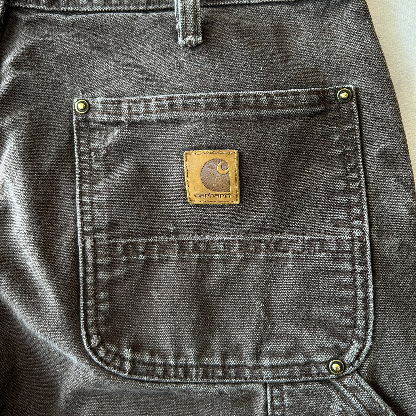 Carhartt カーハート ダブルニーワークパンツ B136 DKB Loose Fit ダークブラウン(34×30)/C0932P-SO