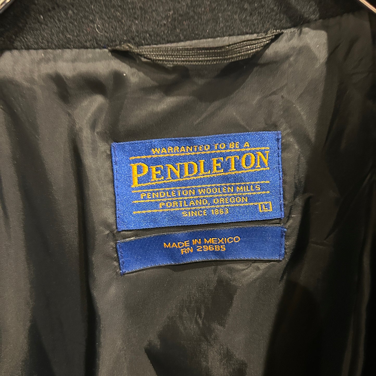 90's Pendleton ペンドルトン　High Grade Western Wear ネイティブ柄ウールジャケット 黒赤/A5569J-SO