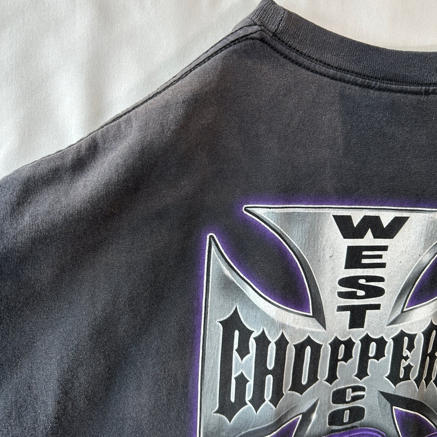 00's West Coast Choppers ウェストコーストチョッパーズ クラシックカー＆アイアンクロス Tシャツ ブラック(XL)/C0997T-SO