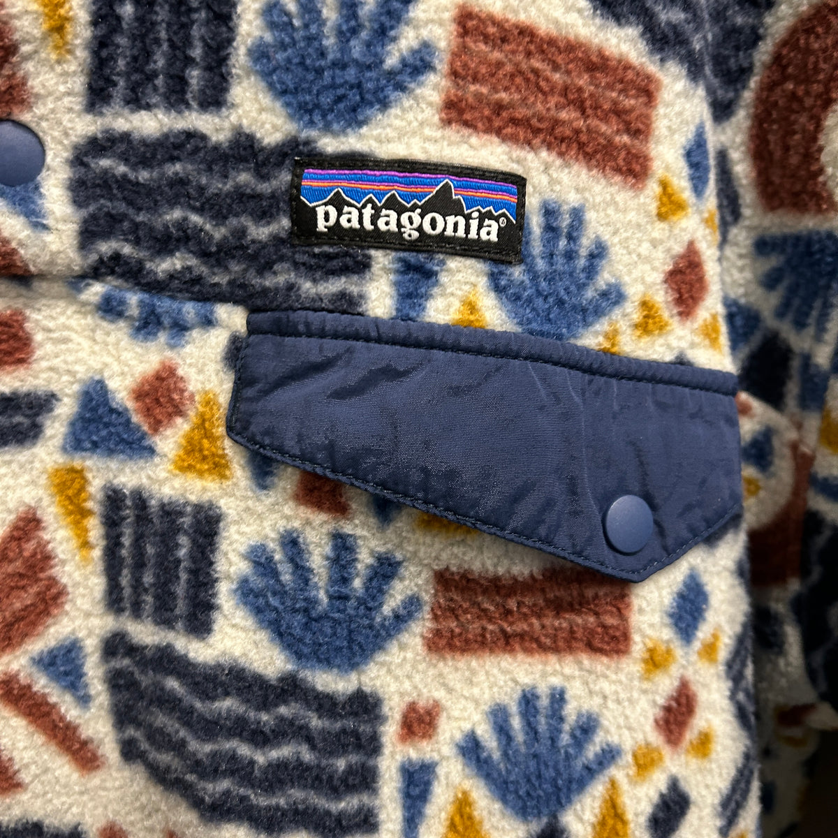 2019's Patagonia パタゴニア シンチラ スナップT プルオーバー フリース マルチビッグ プロテクテッド・ピークス (M)/C1773F-SO