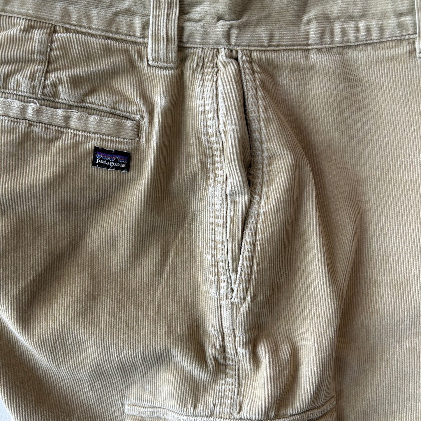 2008 Patagonia パタゴニア コーデュロイカーゴショーツ ハーフパンツ ベージュ(34)/C1003P-SO