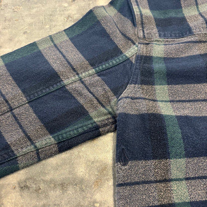 00's VOLCOM チェック フランネルシャツ SLIM FIT ネイビー (M) B4118SH-SO