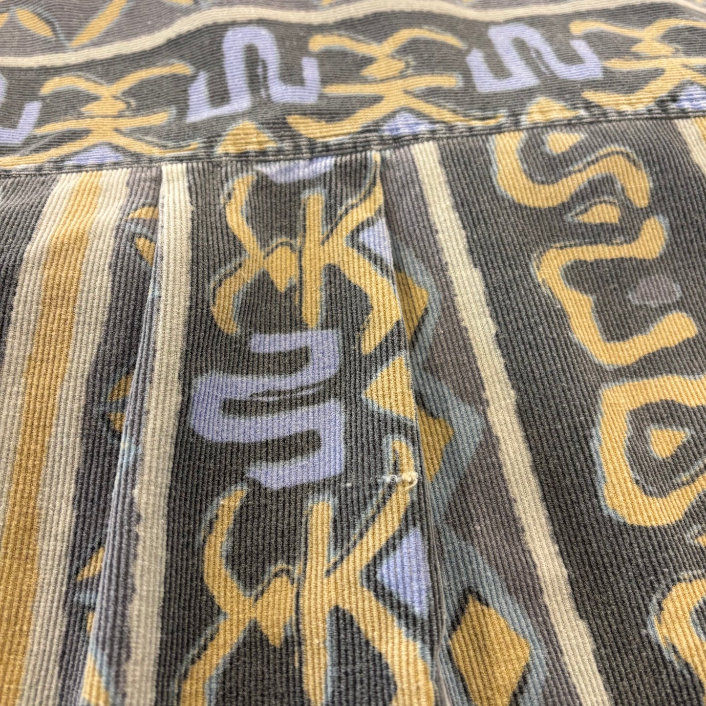 90's Quiksilver クイックシルバー 総柄 コーデュロイシャツ グレー系 (L) B4119SH-SO