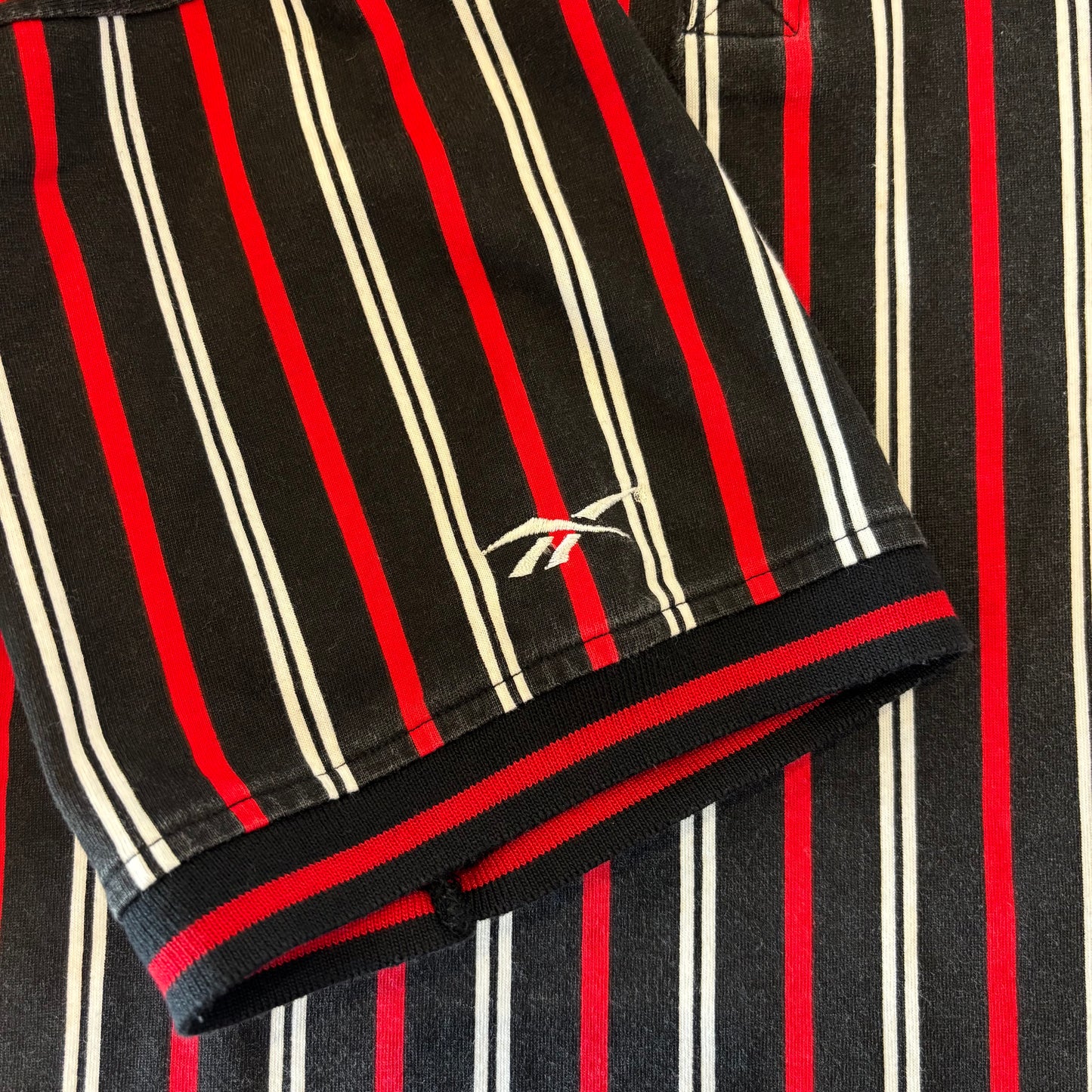 90's Reebok CHICAGO BULLUS ヘンリーネックTシャツ ストライプ (L)/B2110T-SO