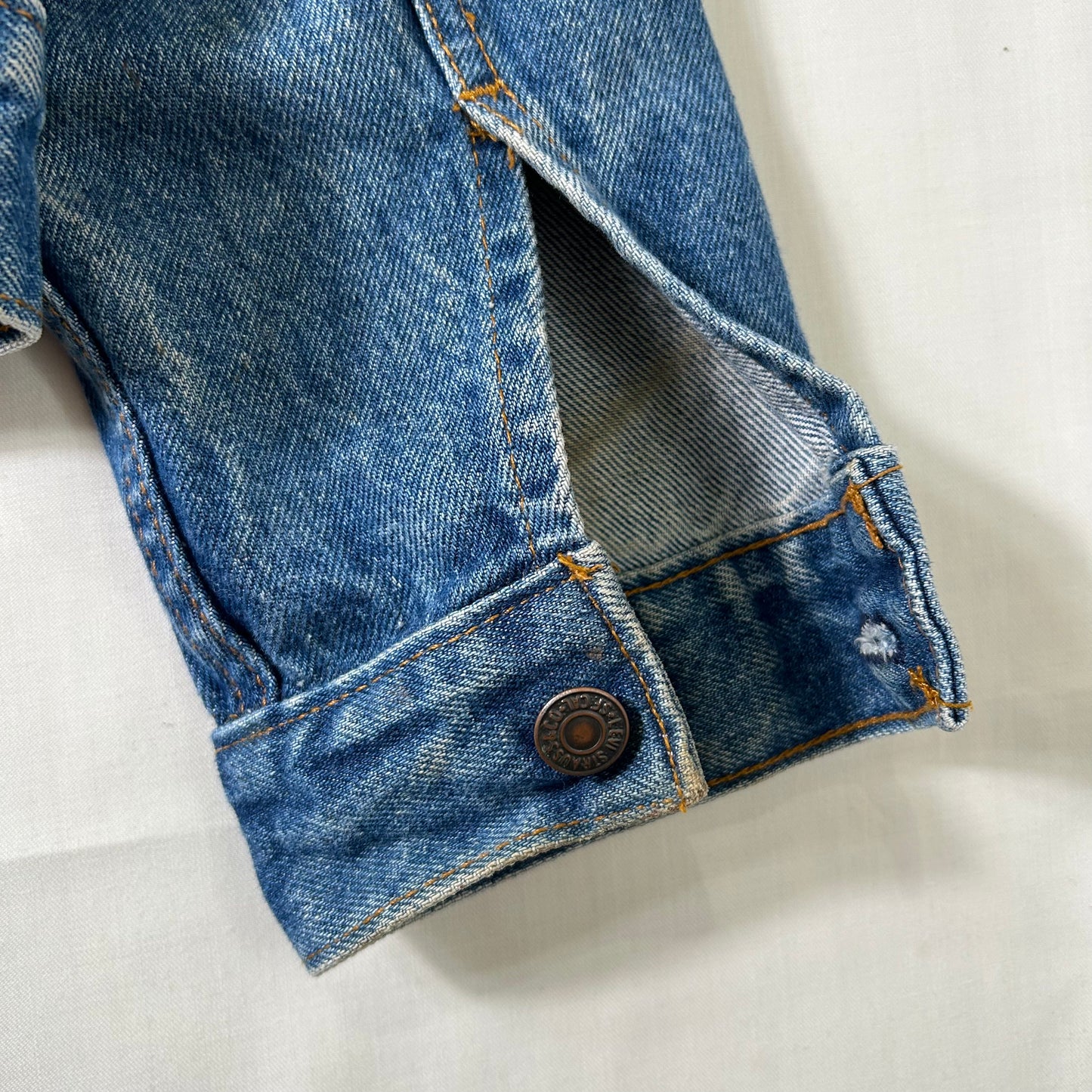 90's Levis デニムジャケット 70506  (40R)/A2885J-SO