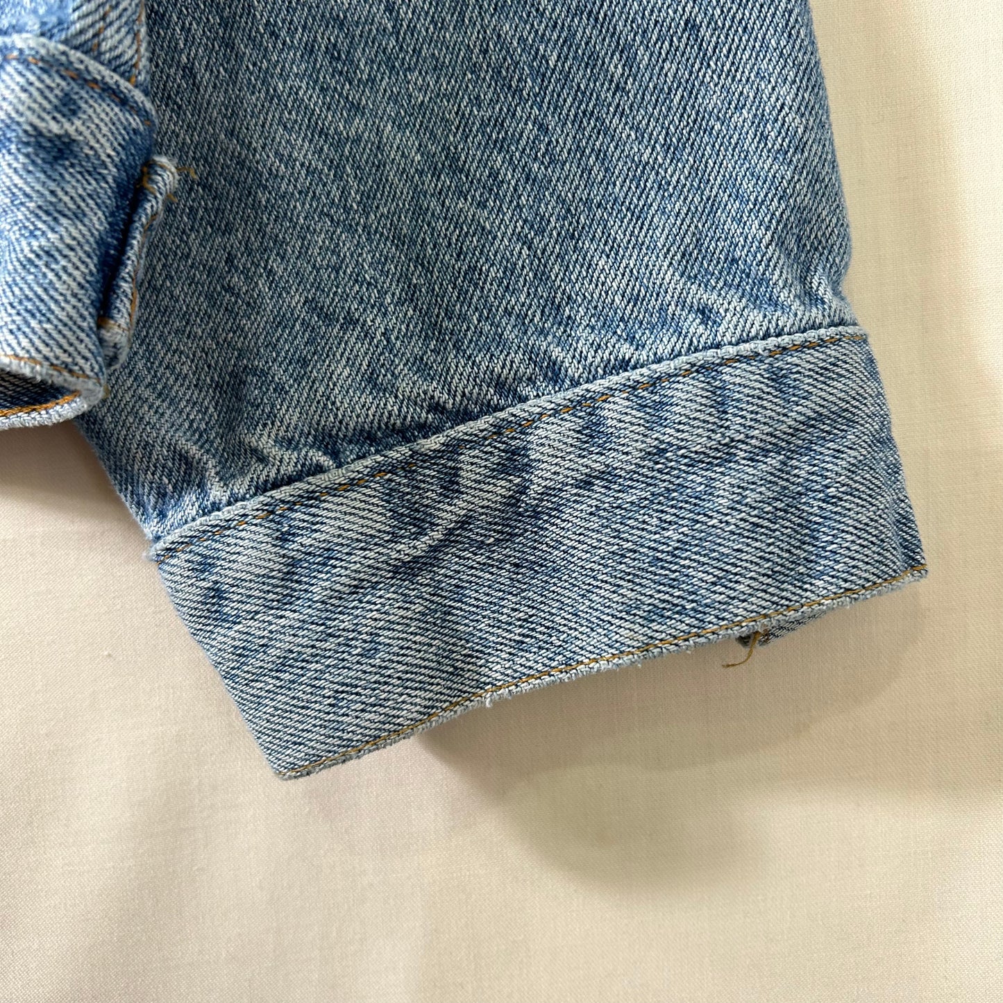 90's Levis デニムジャケット 70507 (L)/A2876J-SO