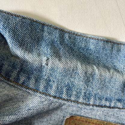 90's Levis デニムジャケット 70507 (L)/A2876J-SO