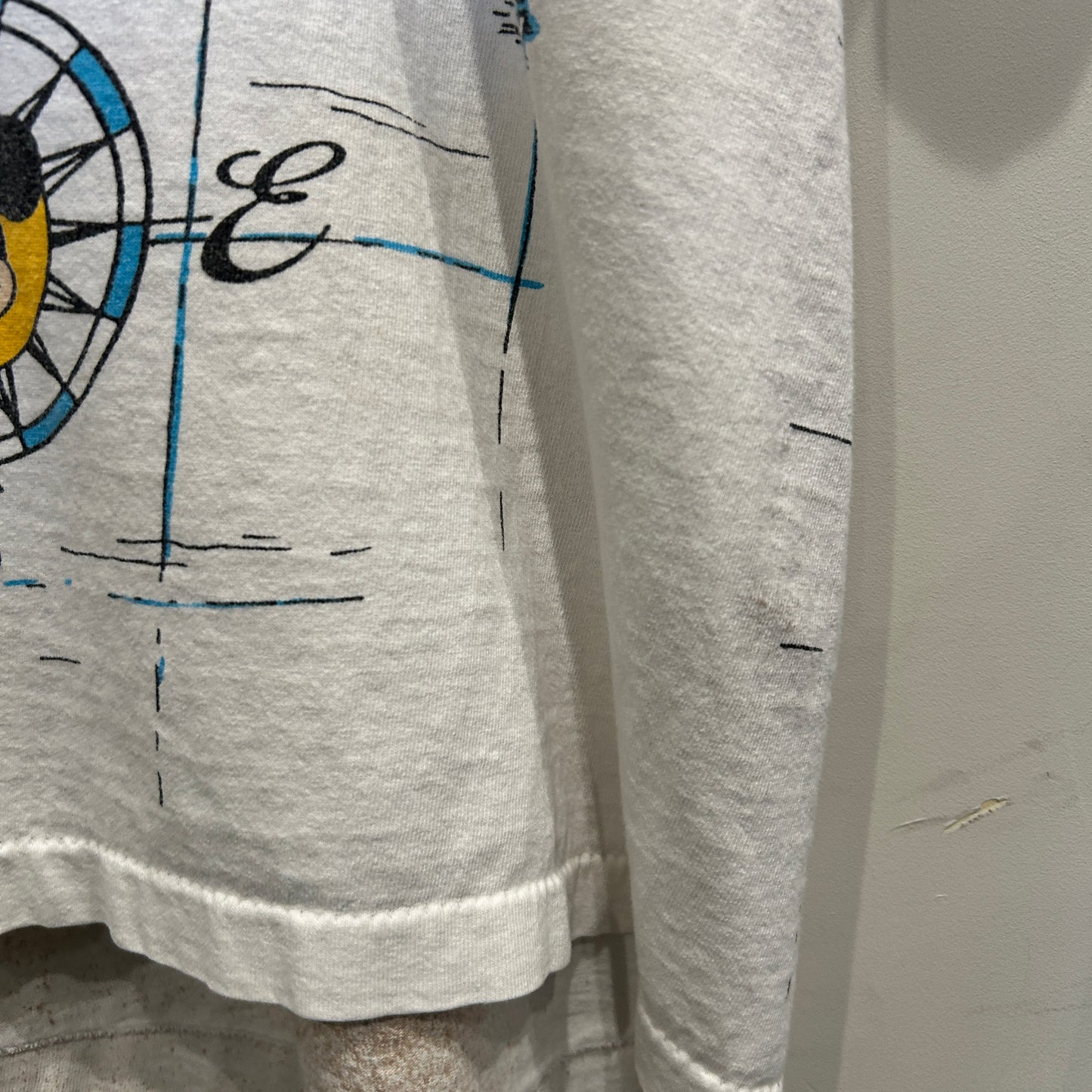 90's Disney ミッキーマウス ウォルト・ディズニー・ワールド マップ キャラクターTシャツ 白 (サイズ不明)/C1054T-SO