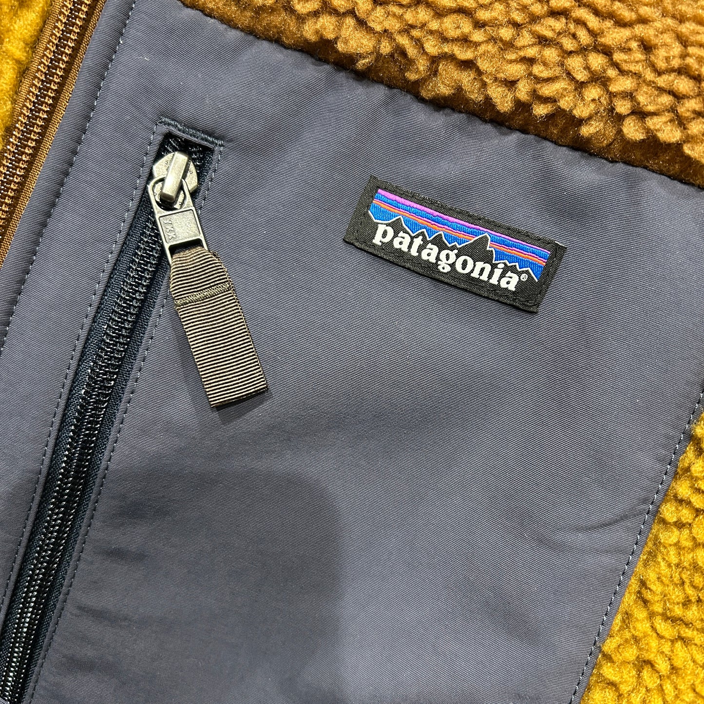 2024 タグ付き美品 Patagonia パタゴニア クラシック レトロXジャケット フリース SHBN(シェルターブラウン) XL/A9867F-SO