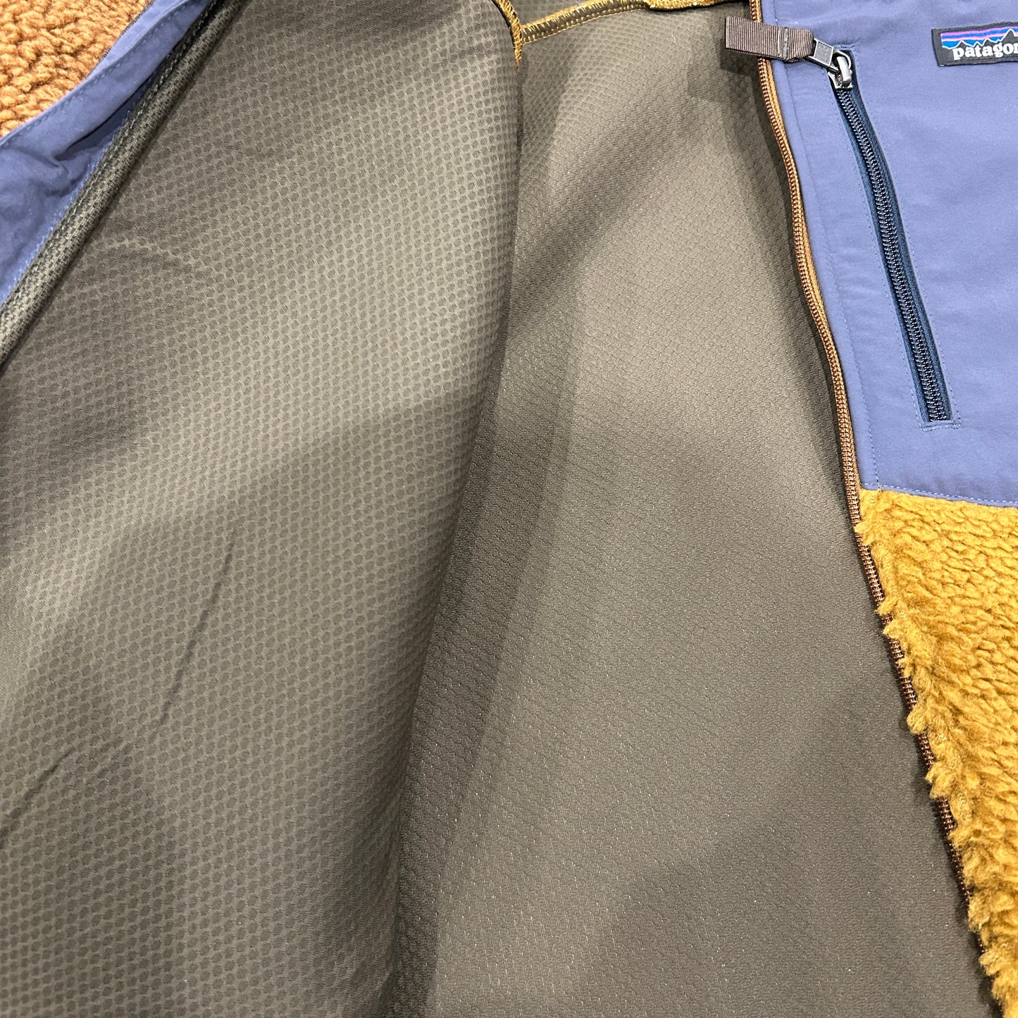 2024 タグ付き美品 Patagonia パタゴニア クラシック レトロXジャケット フリース SHBN(シェルターブラウン) XL/A9867F-SO