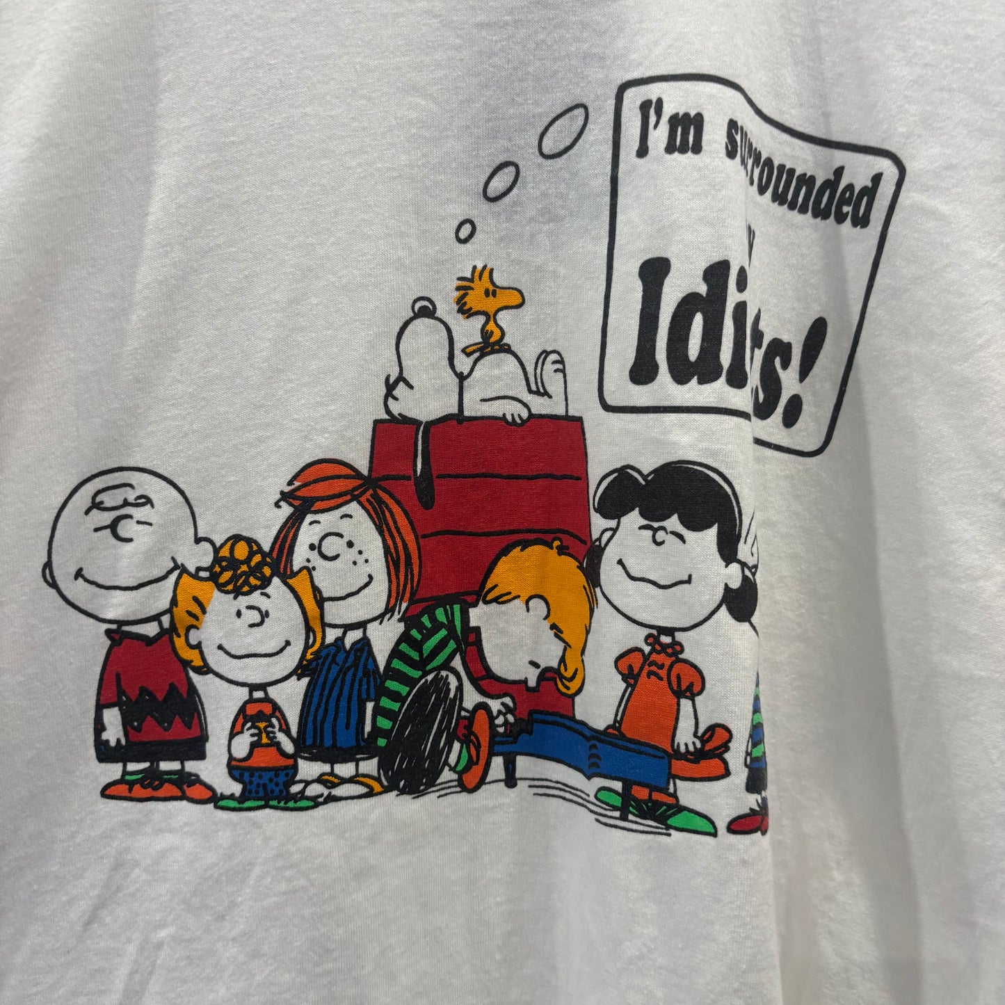 90's スヌーピー&フレンズ "I'm surrounded by Idiots!" キャラクターTシャツ 白 (XL)/C0857T-SO