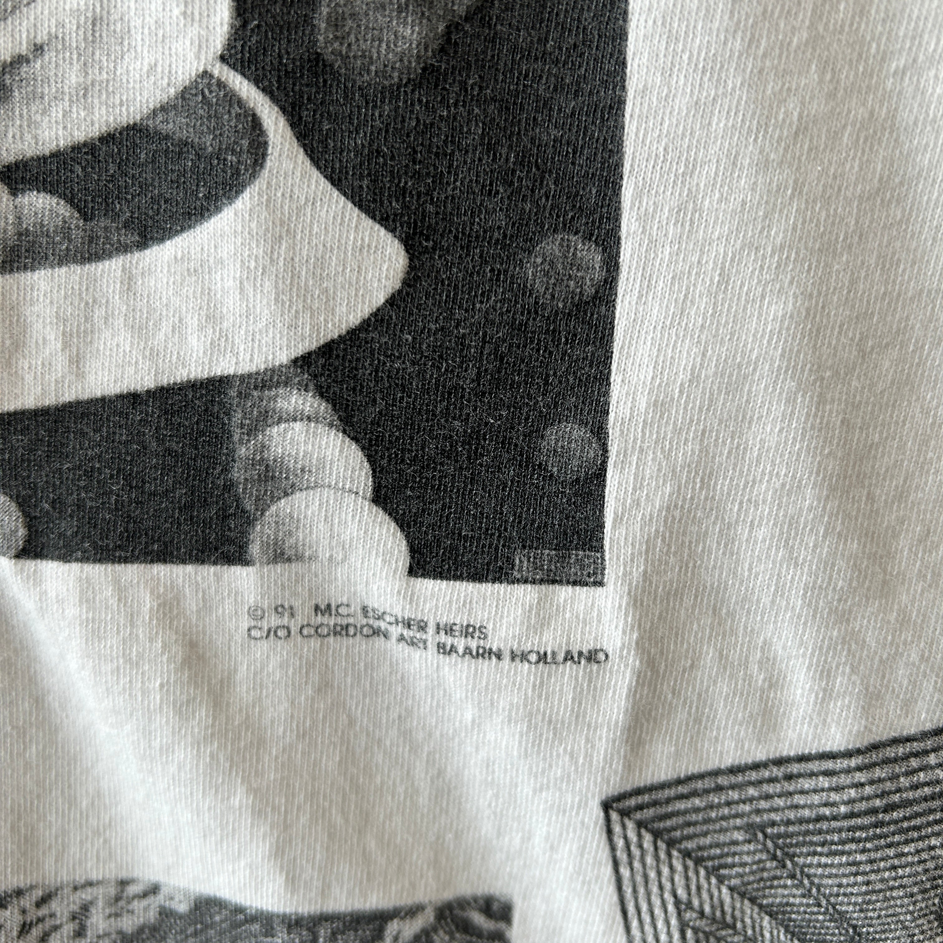 90's M.C.Escher エッシャー アートマルチプリントTシャツ ホワイト