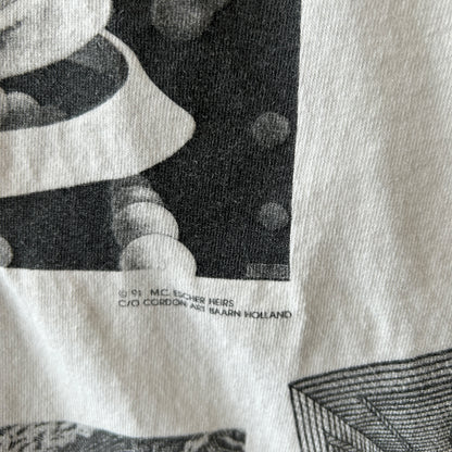 90's M.C.Escher エッシャー アートマルチプリントTシャツ ホワイト ANDAZIA (L)/C1067T-SO