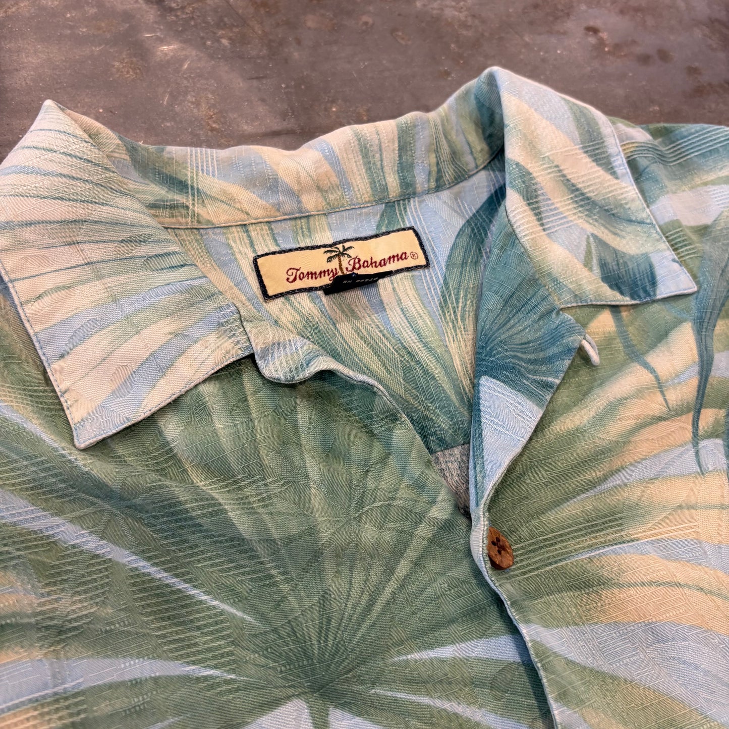 Tommy Bahama ボタニカル柄 シルク オープンカラー アロハシャツ 水色 (L)/B3682SH-SO