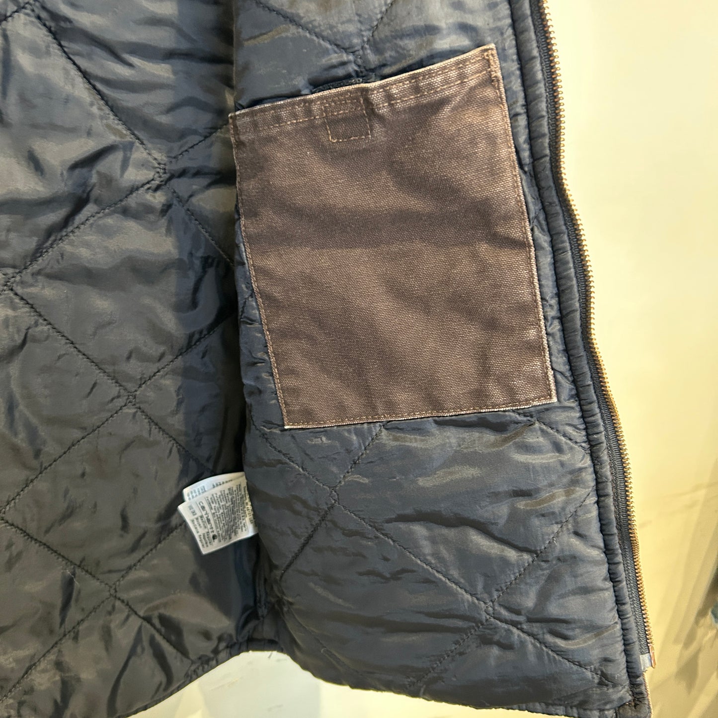 Carhartt カーハート ダックベスト V02 DKB ワークベスト ダークブラウン(M)/C0419V-SO