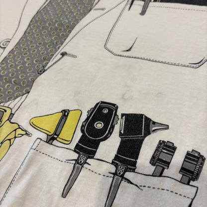 90's Hanes ヘインズ Leslie Arwin 医師 ドクター 白衣 騙し絵プリントTシャツ 白 (L)/B3694