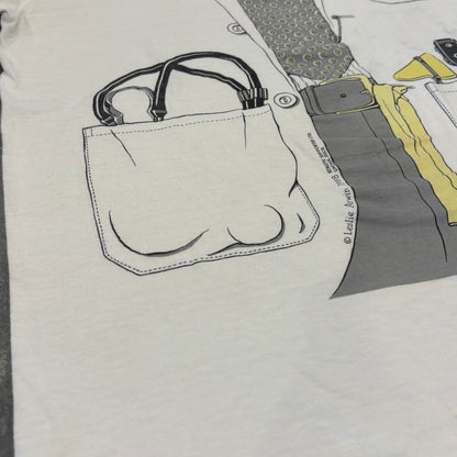 90's Hanes ヘインズ Leslie Arwin 医師 ドクター 白衣 騙し絵プリントTシャツ 白 (L)/B3694