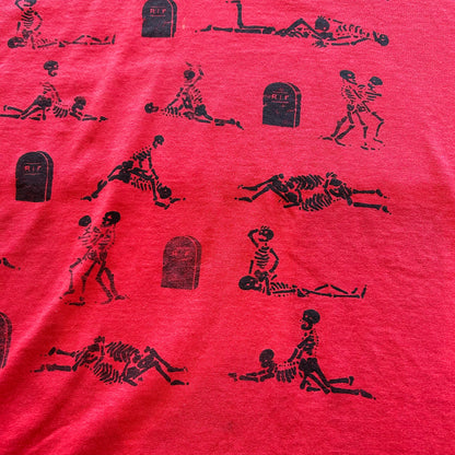 90's "LET'S BONE" スカルTシャツ 四十八手エロT ヘインズ 赤(XL)/A6467T-SO