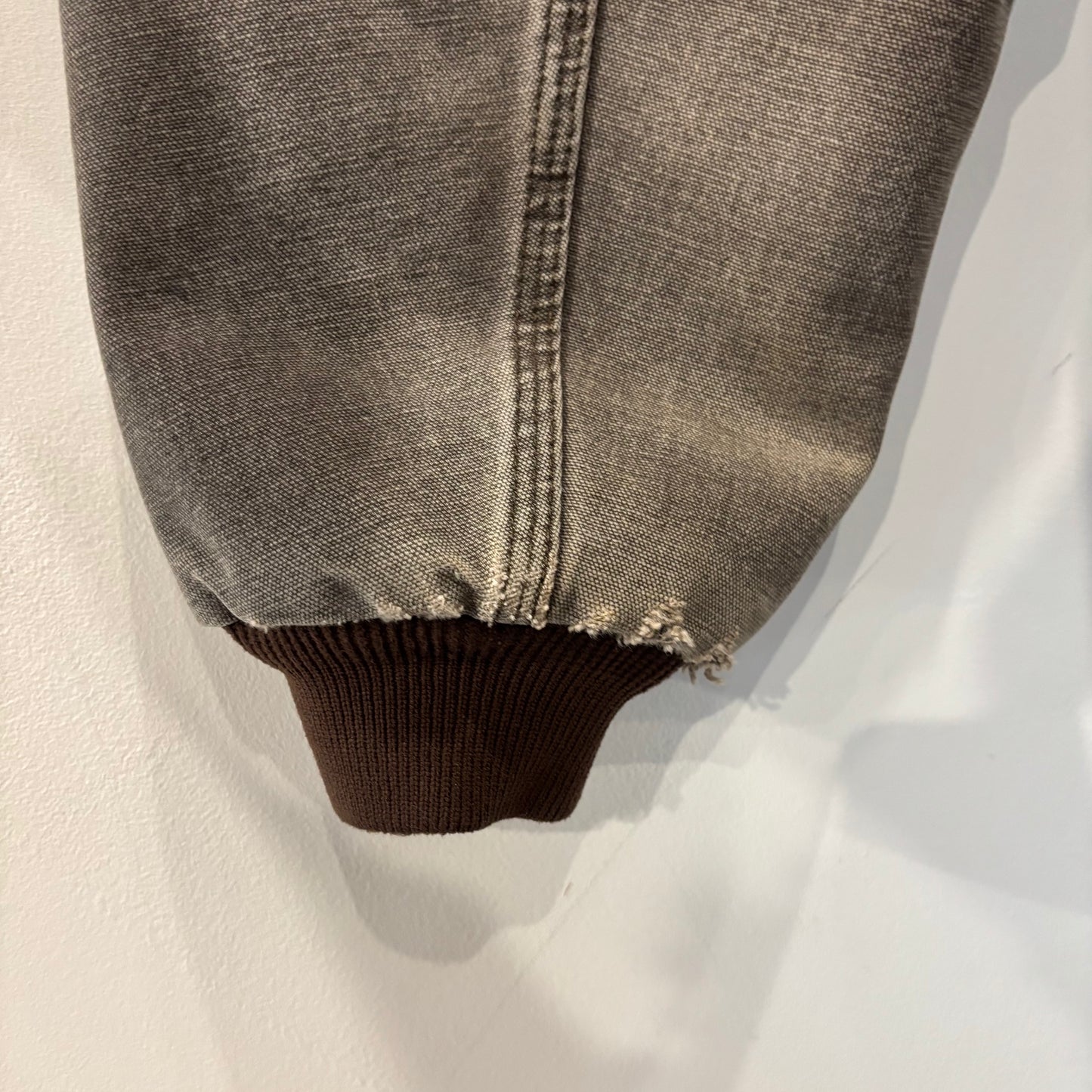 2003's Carhartt カーハート アクティブジャケット J25 CHT (XL)/B4124J-SO