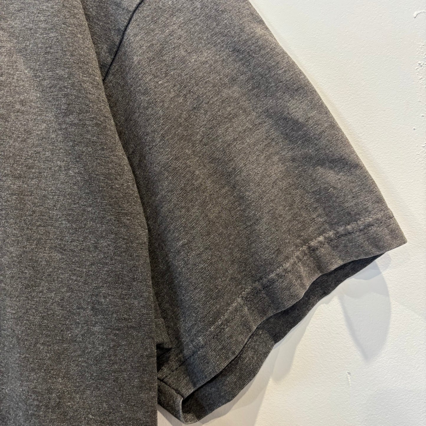 00's Independent アイアンクロス Tシャツ チャコールグレー (サイズ不明)/B3732T-SO
