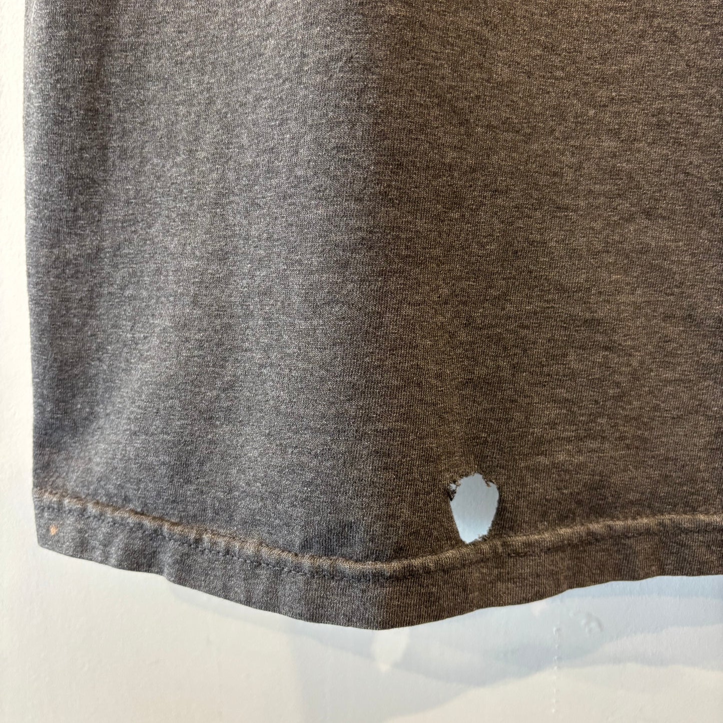 00's Independent アイアンクロス Tシャツ チャコールグレー (サイズ不明)/B3732T-SO