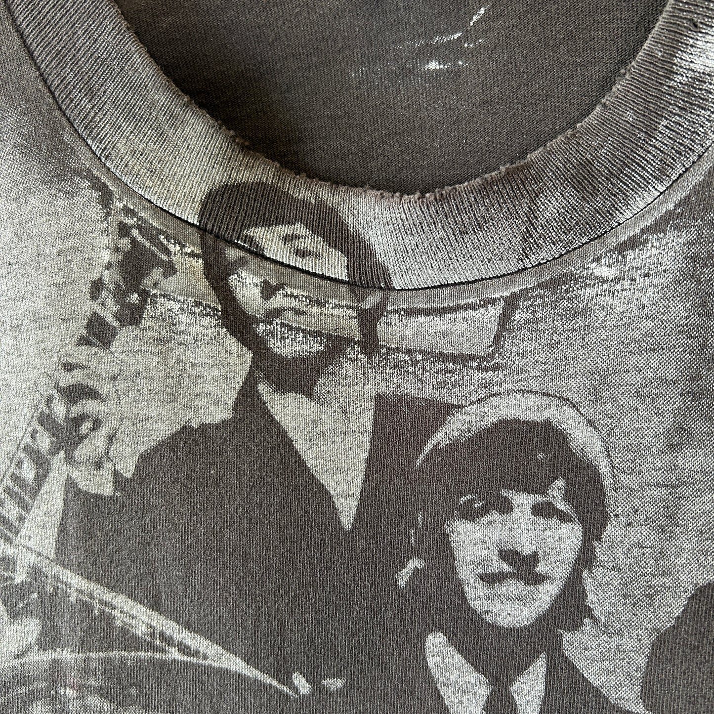 90's The Beatles ビートルズ オールオーバープリント バンドTシャツ ブラック(XL)/C0803T-SO