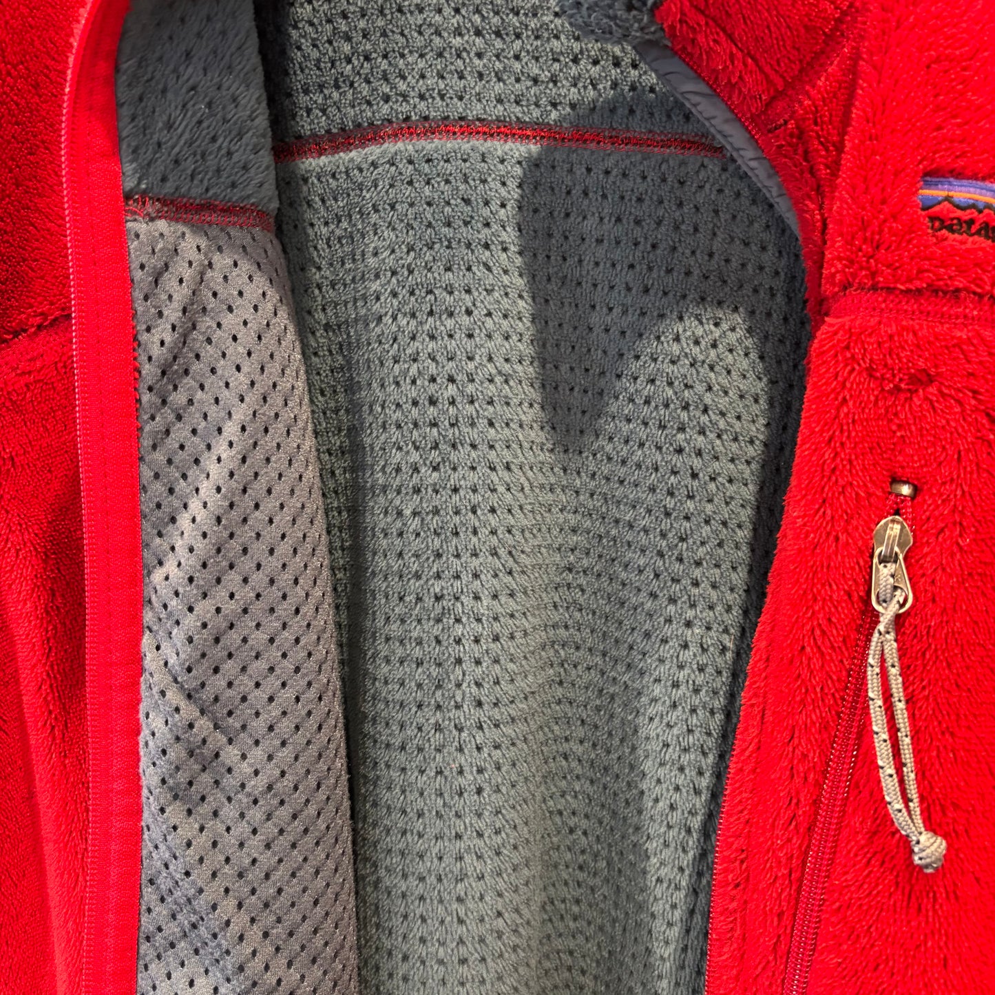 00's Patagonia パタゴニア レギュレーター R4 フリースベスト レッド (L)/B4217V-SO