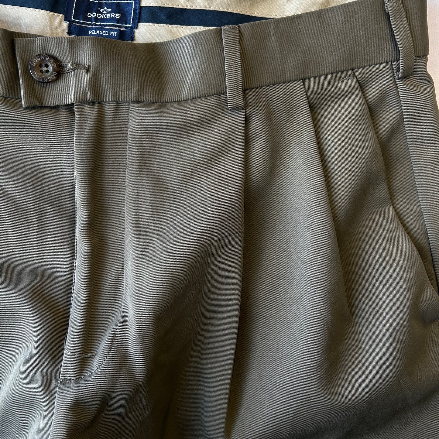 00's Dockers ドッカーズ ２タック スラックス リーバイス オリーブ(34×32)/A9072P-SO